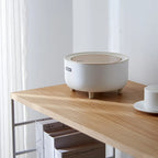 Mini table trash can