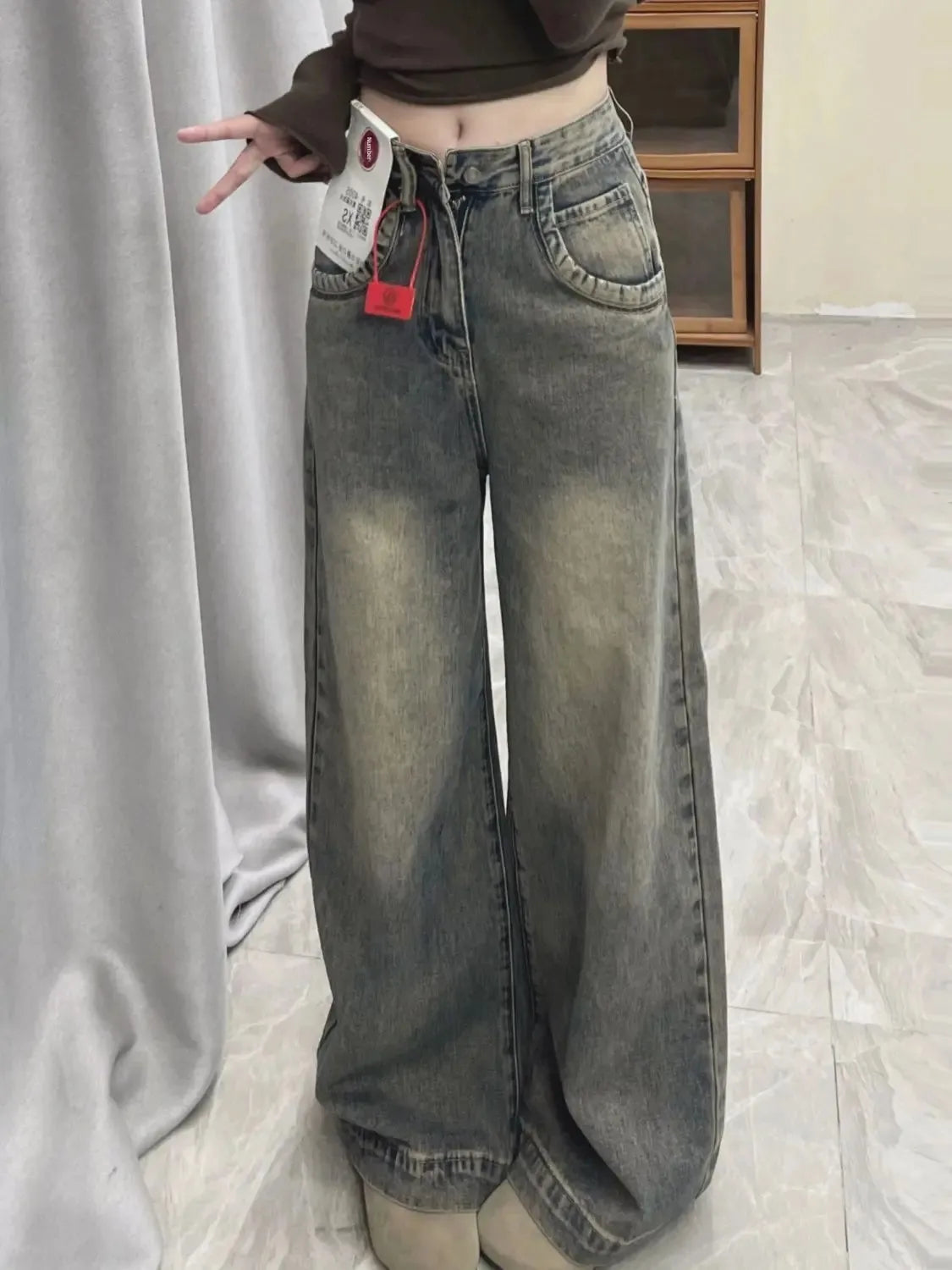 Effortless Vintage Distressed Wide-Leg Jeans – Loose, Slimming & Versatile for Spring & Summer