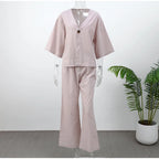 Elegante women's set – wide-leg pants made from linen-cotton blend and simple long-sleeve top