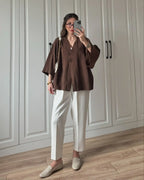 Elegante women's set – wide-leg pants made from linen-cotton blend and simple long-sleeve top