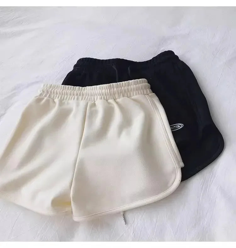 Women’s summer shorts with drawstring – lightweight high-waist sports shorts with A-line cut, loose and comfortable for yoga, running, and leisure
