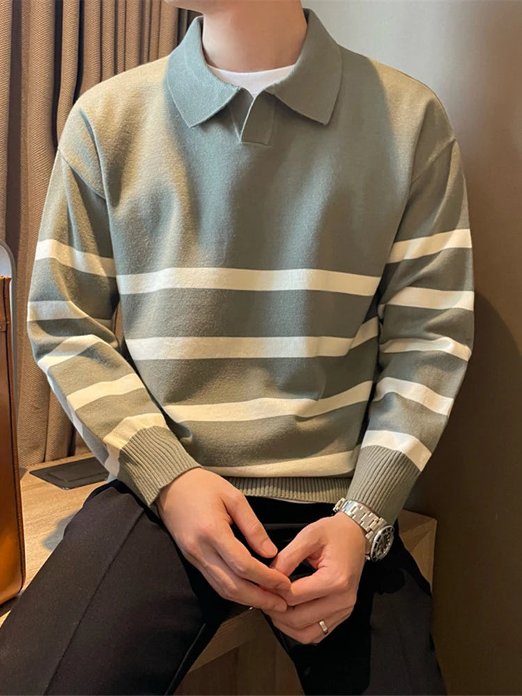 Men’s sweater with lapels – striped and comfortable
