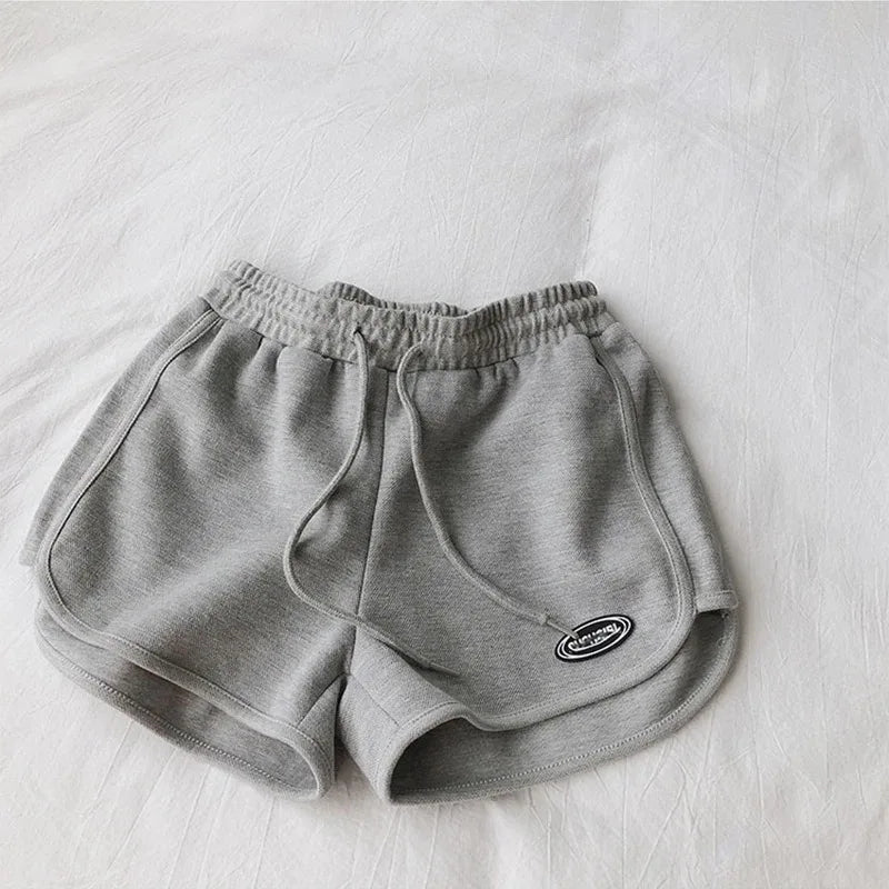 Women’s summer shorts with drawstring – lightweight high-waist sports shorts with A-line cut, loose and comfortable for yoga, running, and leisure